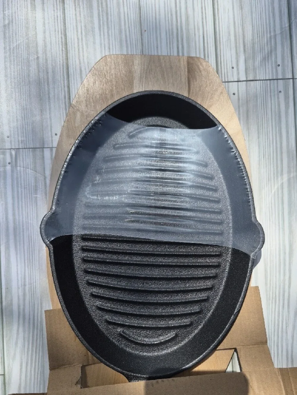 NWOT Jim Beam Iron Skillet Set
